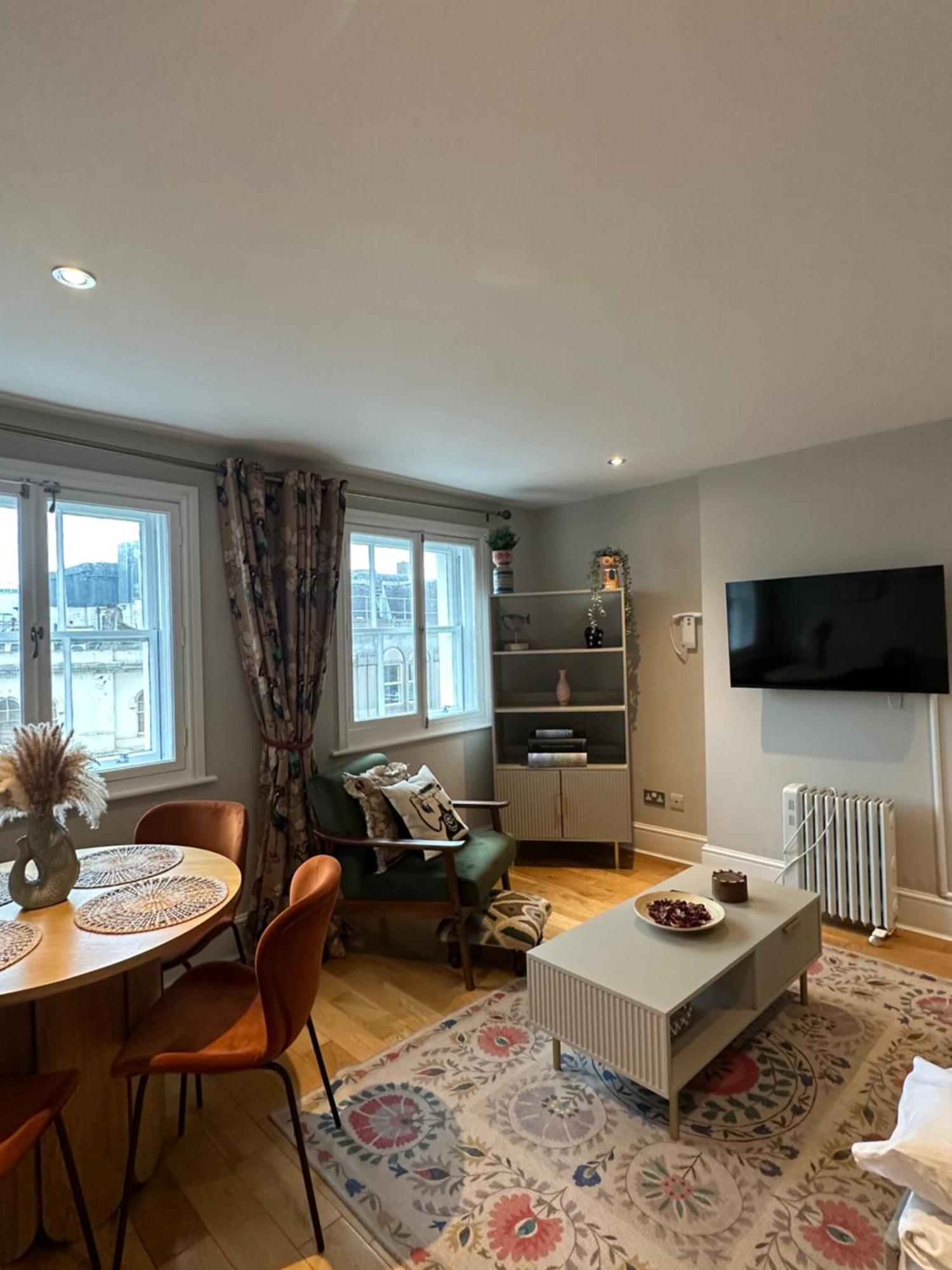 Prime Central London Apartment - Covent Garden - Oxford Street מראה חיצוני תמונה