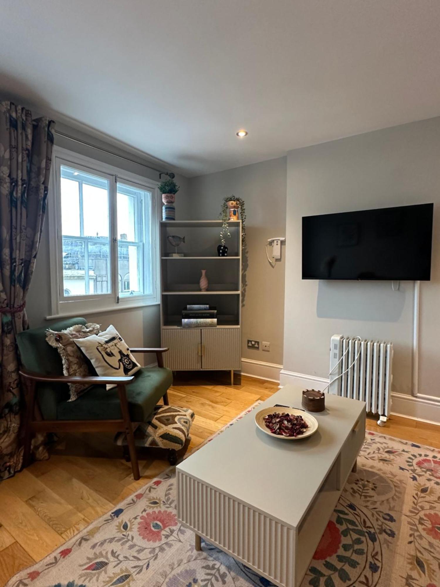 Stylish Flat Minutes From Covent Garden - West End לונדון מראה חיצוני תמונה